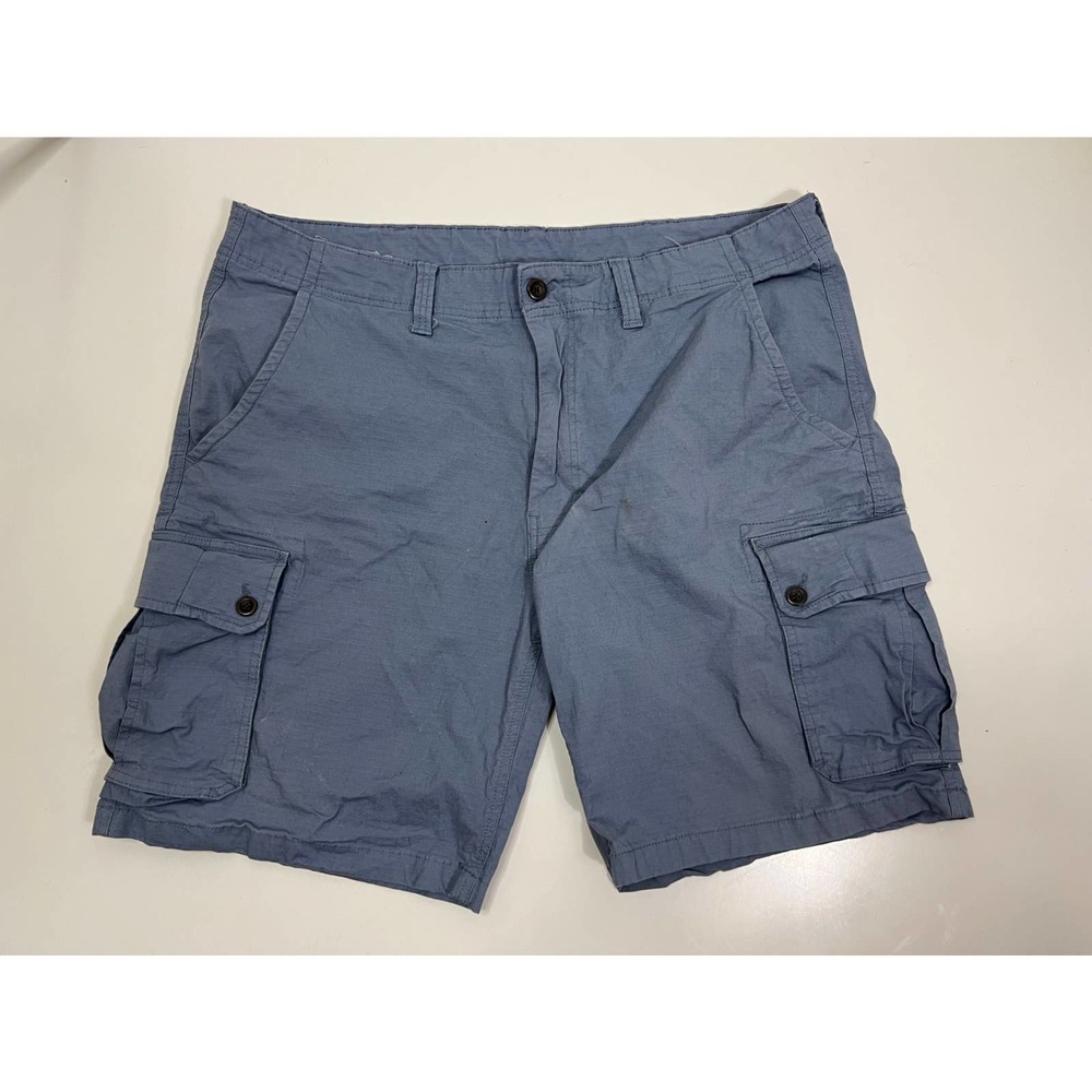 St. John's‎ Bay men's blue shorts size 42 cargo style